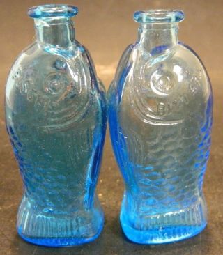Vintage Set Of (2) Blue Glass Fish Bottles 2.  88 " X1.  25 " Made In Taiwan