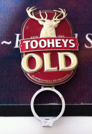 Vintage Tooheys Old Beer Bar Runner & Beer Tap & 5 x Table Talkers 4