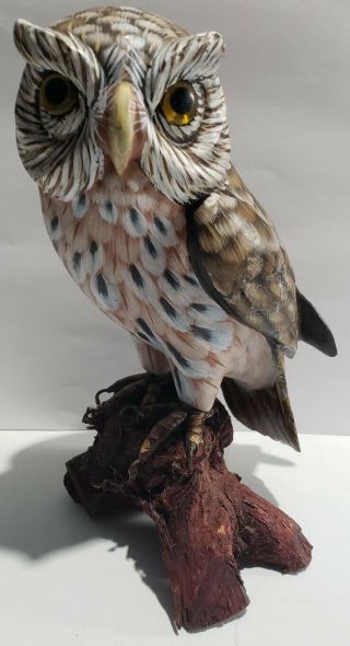 Vtg Carved Hand Painted Wood Wooden 7 " Owl Figural Sculpture On Driftwood