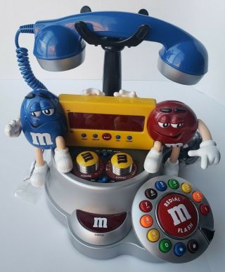 M&ms Blue Red Animated Phone With Am/fm Alarm Clock Radio