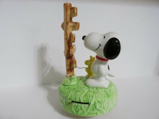 SNOOPY PEANUTS CHARLIE BROWN SCHMID VINTAGE CERAMIC MUSIC BOX MOTHERS DAY 1982 2