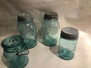 Vintage Set Of 4 Ball Perfect Mason Turquoise Glass Jars 2 Qt 2 Pint Zinc Lids