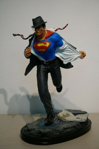 Clark Kent Superman Xtreem Sculptures 1:4 Statue 2
