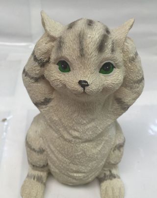 ' Hear no Evil ' smiling cat figurine (cat covering ears) - white gray stripe kitty 2