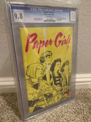 Paper Girls 1 Cgc 9.  8.  Image Comics Brian K Vaughan Cliff Chiang 1 Saga 10/15