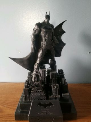 Batman Arkham Knight Light Up Gotham City Statue