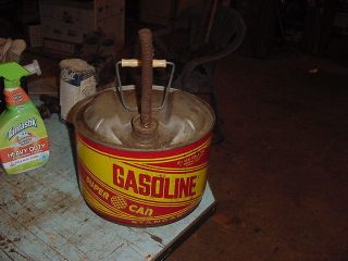 Vintage 2 1/2 Gal Metal Gasoline Gas 1975 Stancan Can Round Gas/oil Decor