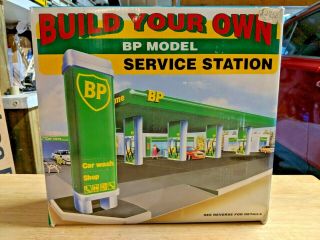 Bp Service Station Kit.  Great Accessory To Go With Bp Toy Trucks
