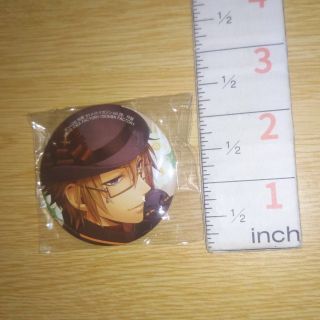 A36197 Code : Realize Can Badge Abraham Van Helsing