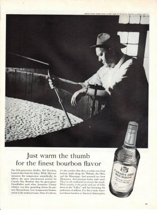 Vintage Advertising Print Alcohol Canada Dry Bourbon Just Warm The Thumb 1962 Ad