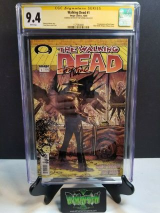 The Walking Dead 1 Cgc Ss 9.  4 Signed & Remarked By Tony Moore 1st Rick Grimes