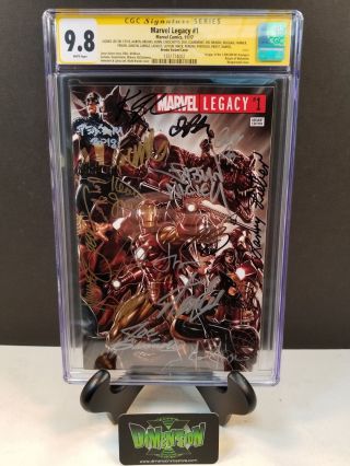 Marvel Legacy 1 Brooks Variant Cgc Ss 9.  8 Signed 38x Stan Lee Lieber Claremont