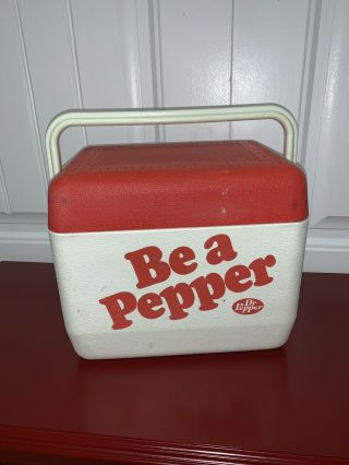 Vintage Dr Pepper Cooler Be A Pepper W/ Logo Gott Lunch Box 6 Pack Cans