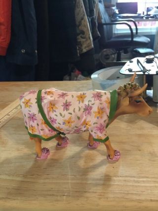 Cow Parade Figurine.  Pj’s & Curlers.  Misc138