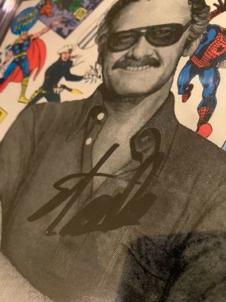 STAN LEE SIGNED CGC 9.  8 Black and White Photo Cover Marvel Age 41 4