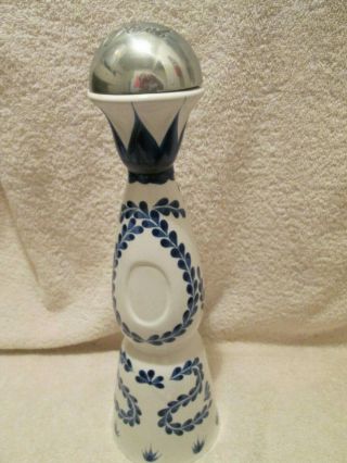 Tequila Clase Azul Signed Aw 961 Hand Painted Blue White Empty 750mlbottle