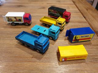 Matchbox - Volvo 1981 Trucks And Cargo Boxes - Vintage And Rare Diecast