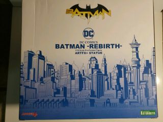 ARTFX,  DC UNIVERSE Batman REBIRTH 1/10 scale Painted PVC figure 3