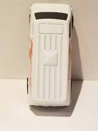 1974 Hot Wheels Chevy Van White With Red Flames 5
