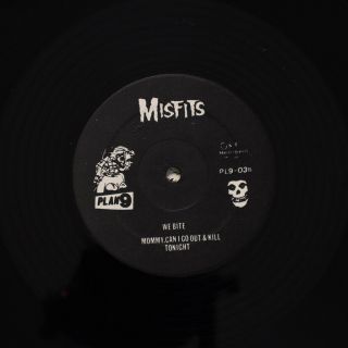 Misfits Die Die My Darling 1st Pressing Black Vinyl 1984 Plan9 PL9 - 03 5