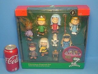 Peanuts Christmas Pageant Nativity Set Never Opened