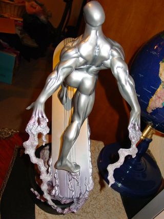 Sideshow Collectibles Silver Surfer Premium Format Statue Exclusive With Art 2