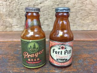 Vintage Fort Pitt Special Beer & Atlas Prager Beer Bottles Salt / Pepper Shakers