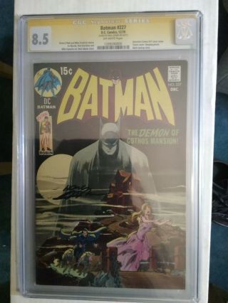 Batman 227 Cgc Ss 8.  5 Off - White Pages Signed Neal Adams Classic Cover