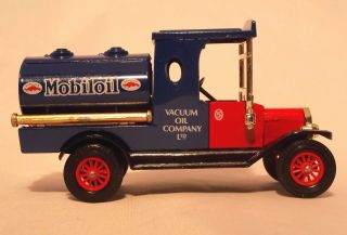 Mobiloil 1912 Model T Ford Matchbox Models Of Yesteryear Diecast 1:35 Scale Rare