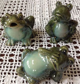 Ceramic Frog Figurine Set Of 3 Green Glaze Toad