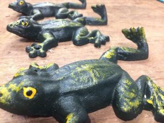 Set Of 3 Climbing Tree Frog Hooks Hand Painted Green,  Coat Robe Towel Wall Hook