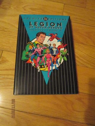 Legion Of - Heroes Archives Volume 9