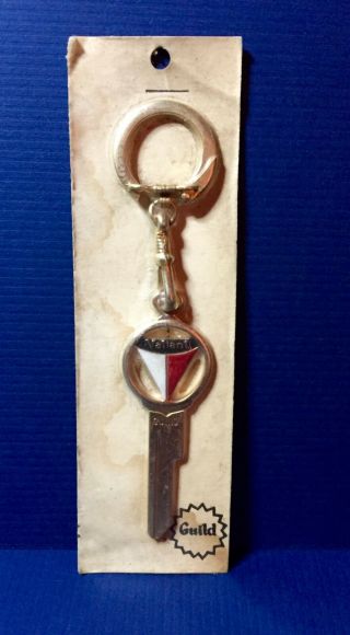 Nos Nip Plymouth Valiant Automobile Key Blank & Chain By Guild Early 1960 