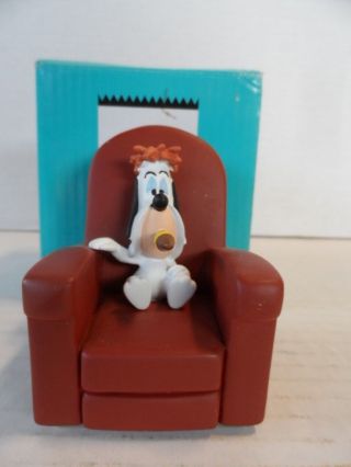 Demons & Merveilles Droopy Cigar And Easy Chair Figurine/statue Tex Avery Vfr06
