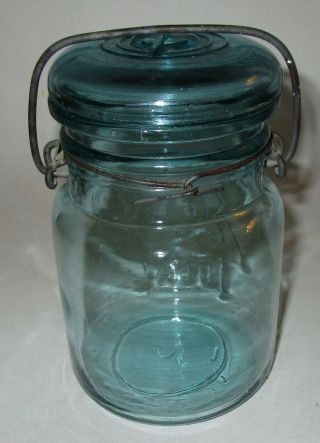 VINTAGE BALL IDEAL BLUE GLASS 1923 - 1933 WIRE BALE MASON FRUIT JAR PINT 2