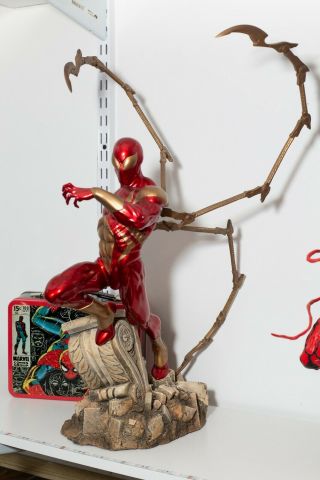 Sideshow Comiquette Iron Spider 1/4 Scale Statue Non Exclusive Version