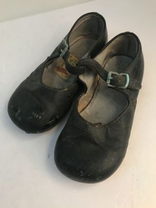 Vintage Girls Label Reads Pre - Poll Parrot Shoes