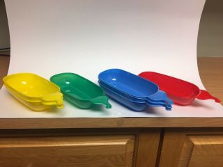 7 Vintage Dairy Queen Plastic Ice Cream Bowls.  (1red 3blue 1green And 2yellow)
