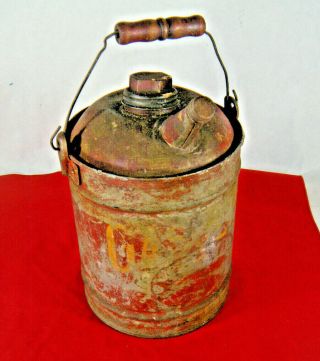Vintage Galvanized 1 Gallon Metal Kerosene/ Gas Can Wood Handle