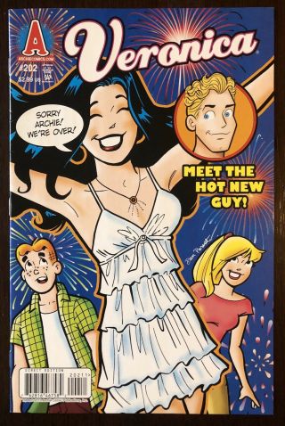 Veronica 202 Archie Comics (2010) 1st App Kevin Keller Riverdale.  See Photos