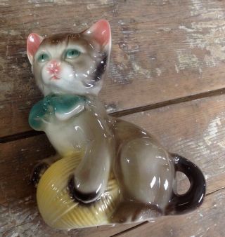 Vintage Kitten Cat Planter W/ Yarn Ball Royal Copley Porcelain Ceramic Evc