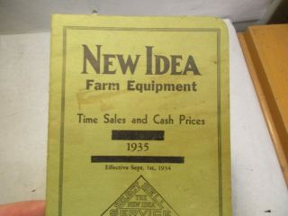 1934 Idea Spreader Farm Equipment Sales Brochure that is in good shape 2