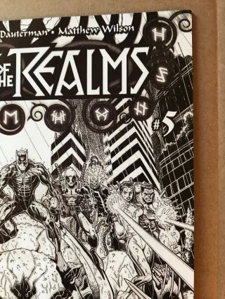 War of the Realms 5 - 1:200 B&W Incentive Variant By Arthur Adams 5