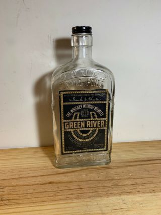 Vintage Green River Pint Whiskey Bottle Paper Labels Cap Horse Shoe