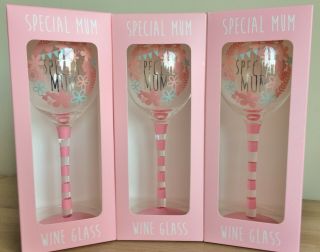 Special Mum Wine Glass - Perfect Mothers Day.  Birthday,  Christmas Gift