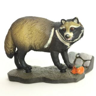 Weekly Japanese Natural Monument Mini Figure 24 Raccoon Dog Kaiyodo Japan