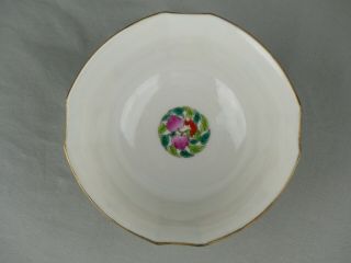 A CHINESE PORCELAIN FAMILLE ROSE BOWL 19TH CENTURY DAOGUANG MARK AND PERIOD 8