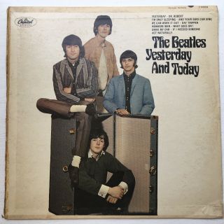The Beatles - Yesterday And Today’ Vinyl Capitol Rainbow Ex,  /nm - Lp
