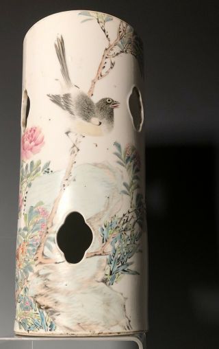 Republic Antique Chinese Famille Rose Hat Stand Finely Decorated W/ Calligraphy