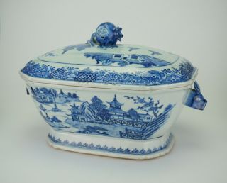 V - Large Antique Chinese Blue And White Porcelain Tureen And Lid 18th C Qing